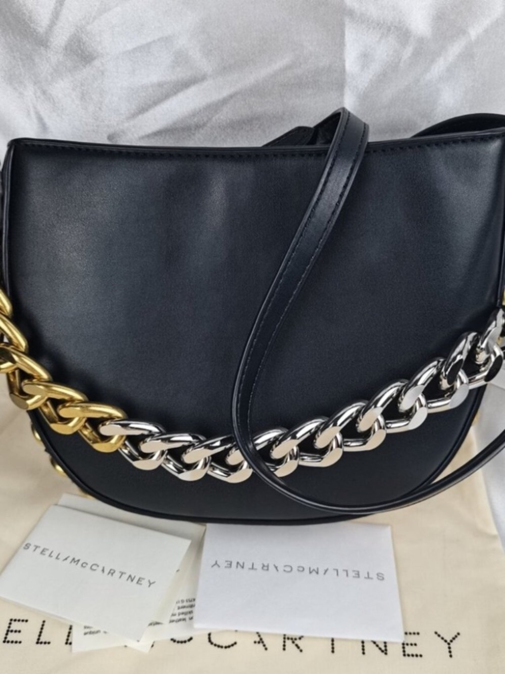 Stella McCartneyđź’• Black Shoulder Bag with Gold & Silver Chain - Picture 5 of 7